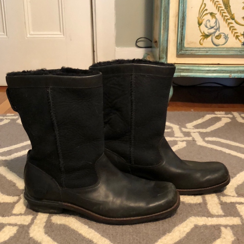 Black Ugg boots with leather